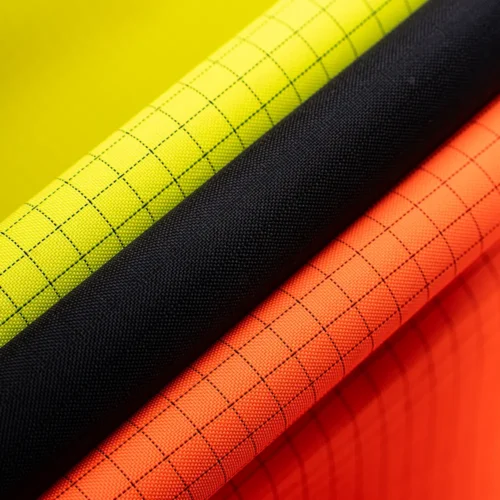 300D*300D POLYESTER OXFORD ANTI-STATIC RIPSTOP 0.7CM*0.7CM 250±5% GSM